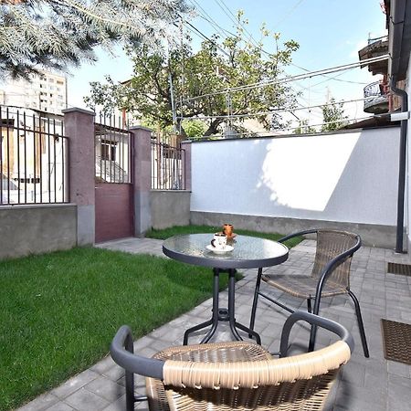 The Nut Guest House Erywań Zewnętrze zdjęcie