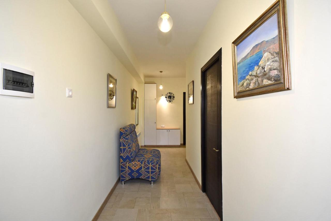 The Nut Guest House Erywań Zewnętrze zdjęcie