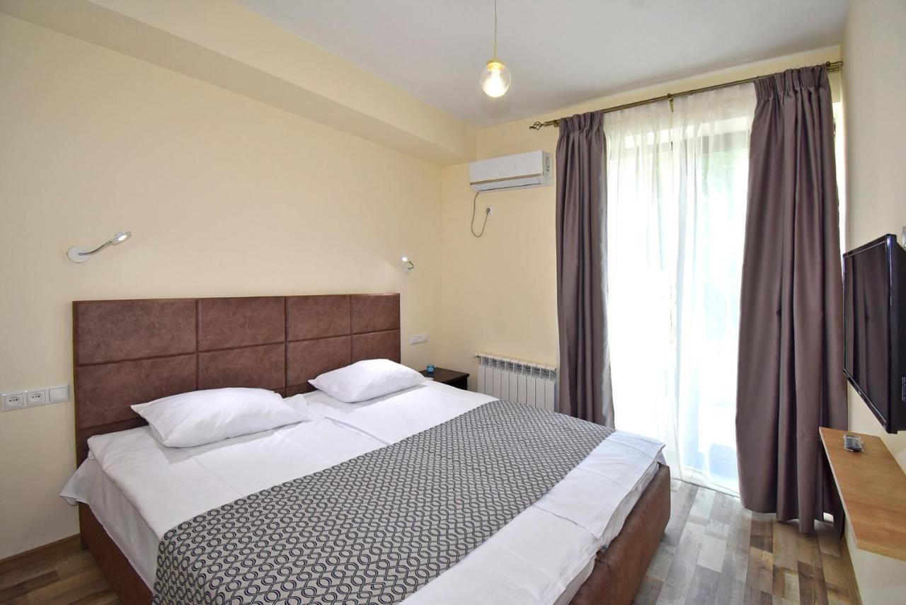 The Nut Guest House Erywań Zewnętrze zdjęcie